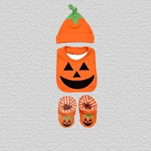 Jack-O-Lantern Bib Set